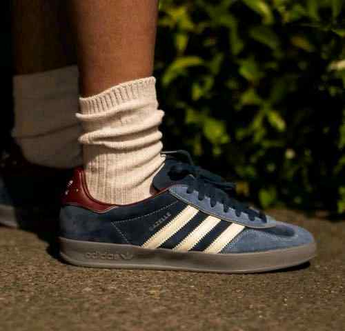 6a981e442b7da.jpeg Adidas Gazelle Indoor Crew Navy Blue – First Copy - Image 1