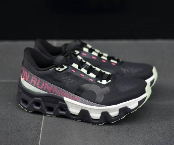 6a992a5ab3fc80.jpeg On Cloudmonster Hyper Iron Black – First Copy - Image 1